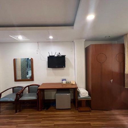 Nouveau Happy Inn - Ben Thanh Ho Chi Minh-staden Exteriör bild