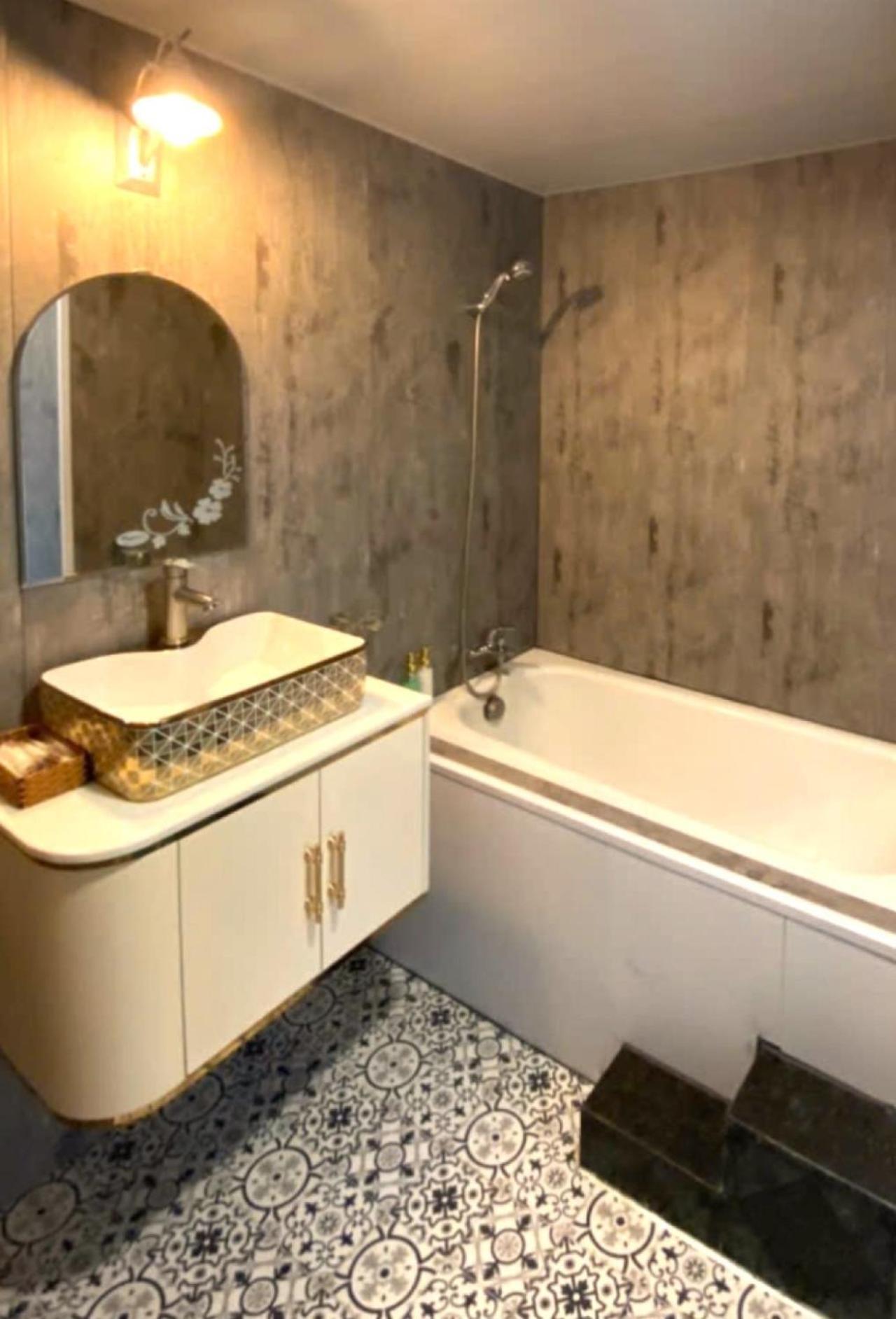 Nouveau Happy Inn - Ben Thanh Ho Chi Minh-staden Exteriör bild