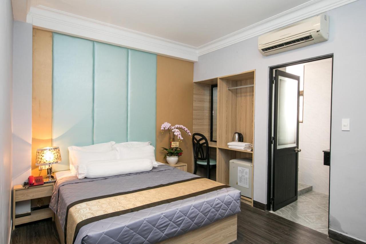 Nouveau Happy Inn - Ben Thanh Ho Chi Minh-staden Exteriör bild
